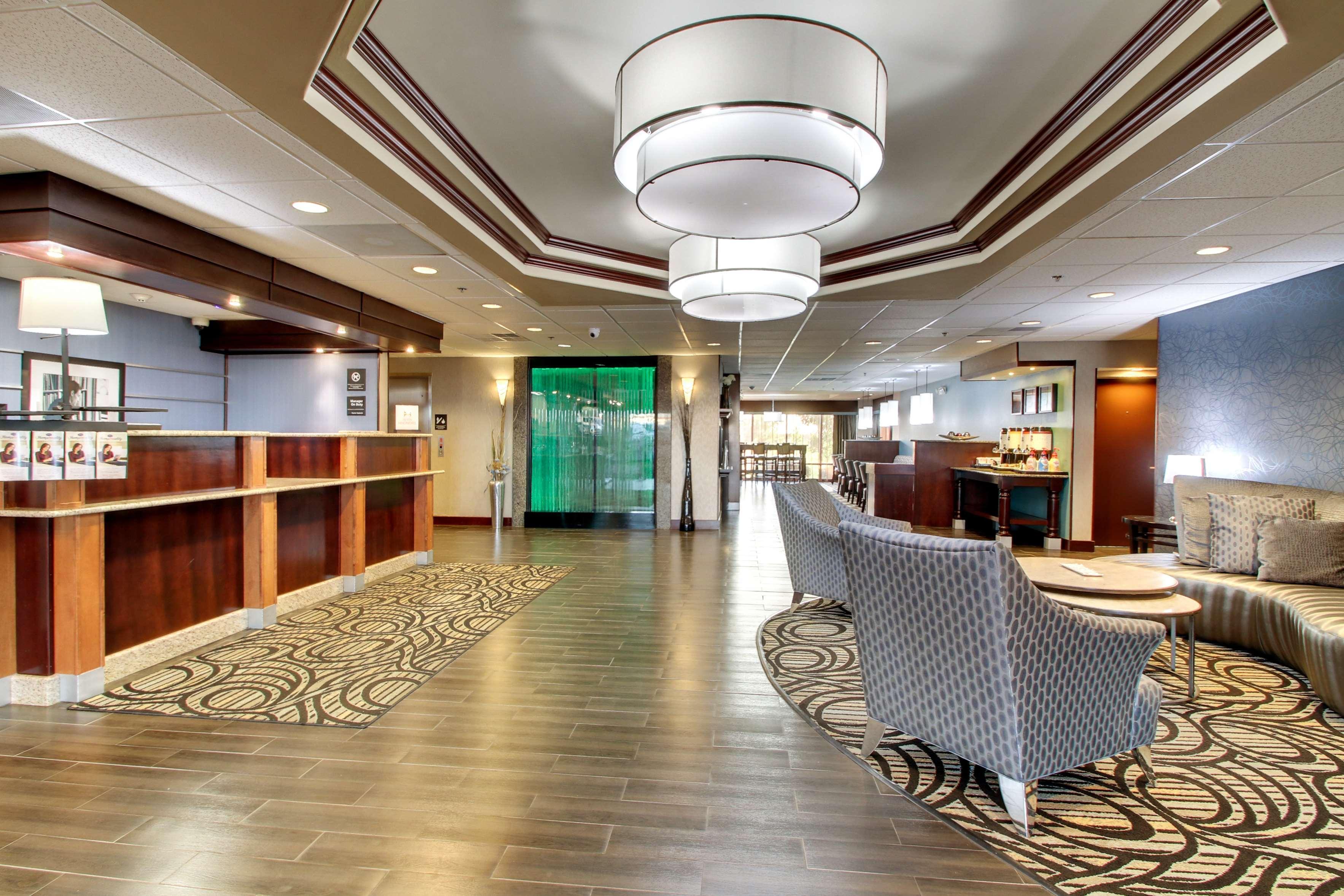 Hampton Hotel 3*